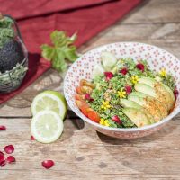 Kale salad with Seeds and Avocado